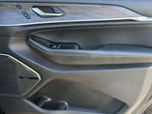 2023 Jeep Grand Cherokee 4xe Overland