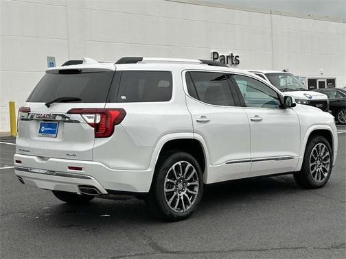2020 GMC Acadia Denali