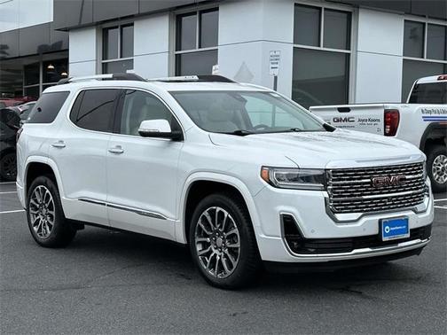 2020 GMC Acadia Denali