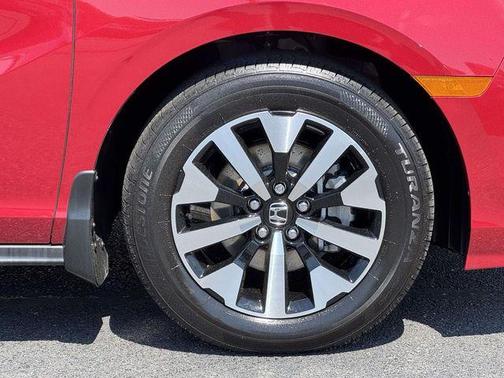 Radiant Red Metallic II 2026 Honda Odyssey EX-L