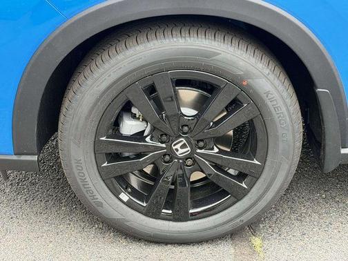 B 637P 2027 Honda HR-V Sport