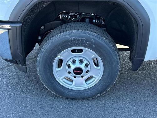 2025 GMC Sierra 2500 Pro