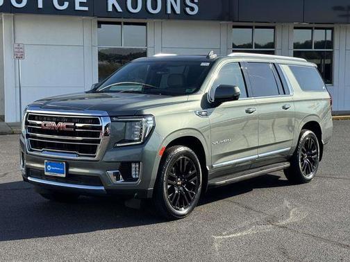 2023 GMC Yukon XL SLT