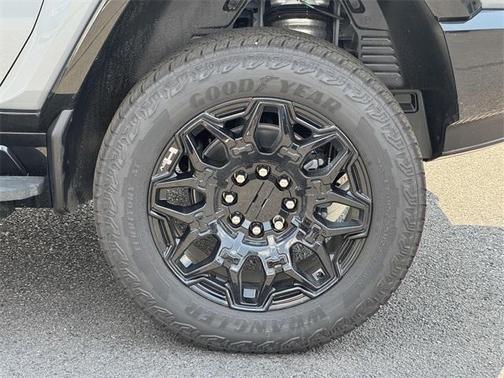 2025 GMC HUMMER EV SUV 2X