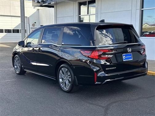 2025 Honda Odyssey Touring