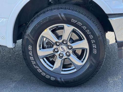 Oxford White 2020 Ford F-150 Lariat