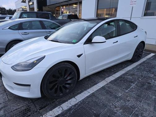 2023 Tesla Model 3 Performance