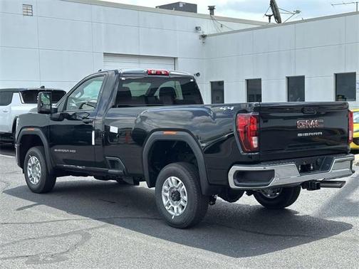 2025 GMC Sierra 2500 Pro