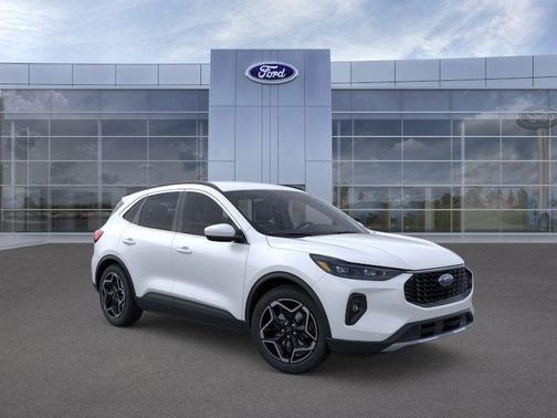 2026 Ford Escape Platinum