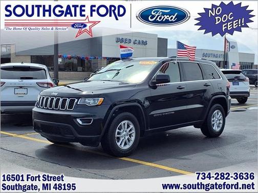 Diamond Black 2018 Jeep Grand Cherokee Laredo