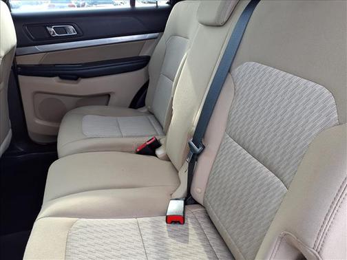 2016 Ford Explorer Base