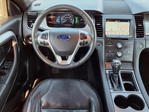 2018 Ford Taurus SEL