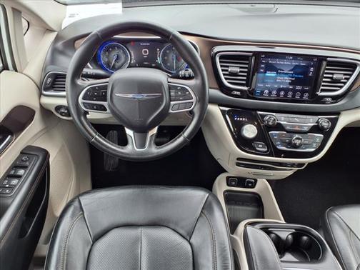 2018 Chrysler Pacifica Touring-L Plus