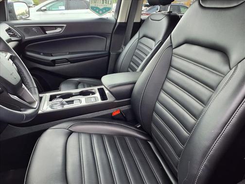 AGATE BLACK METALLIC 2024 Ford Edge SEL