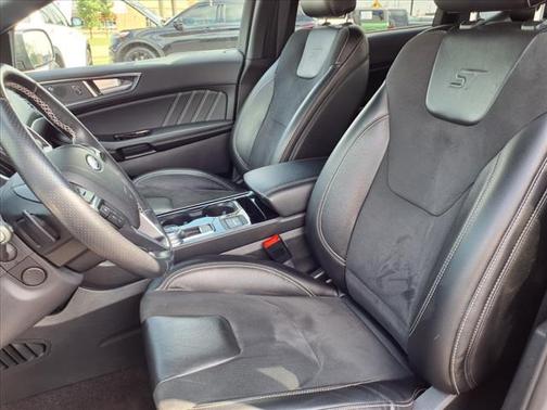 2020 Ford Edge ST
