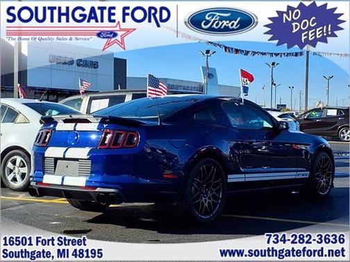 2013 Ford Shelby GT500 Base