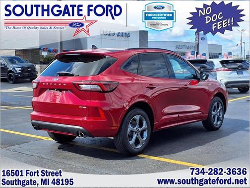 RAPID RED MET TINTED CC 2024 Ford Escape ST-LINE