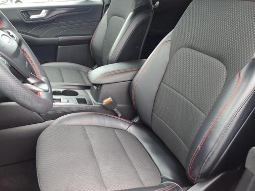 CARBONIZED GRAY METALLIC 2024 Ford Escape ST-LINE