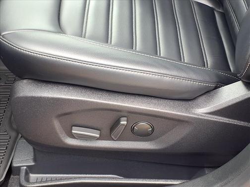 AGATE BLACK METALLIC 2024 Ford Edge SEL