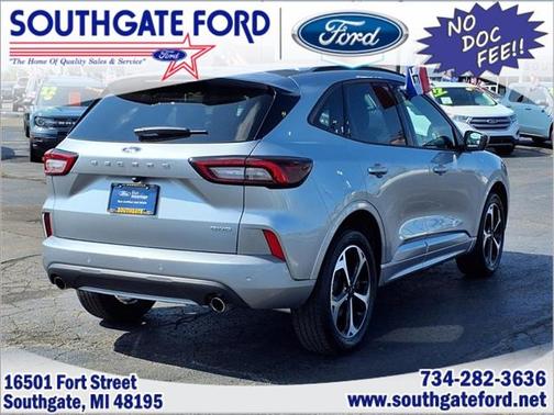 2023 Ford Escape ST-Line Elite