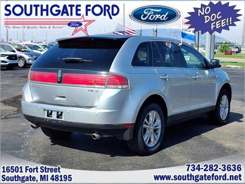 2010 Lincoln MKX Base