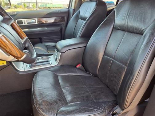 2010 Lincoln MKX Base