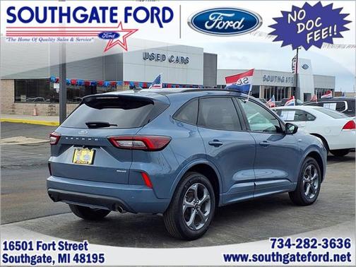 2023 Ford Escape ST-Line
