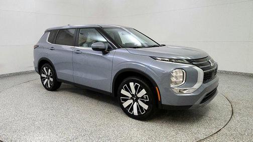 2025 Mitsubishi Outlander SE 2.5 2WD