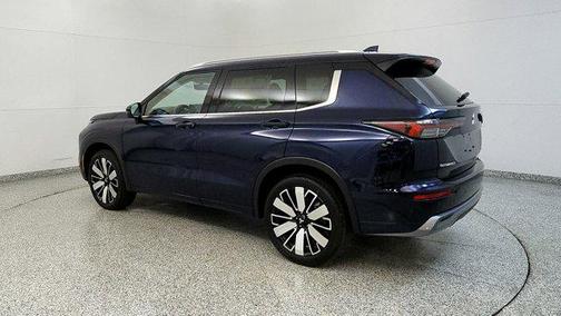 2025 Mitsubishi Outlander SEL