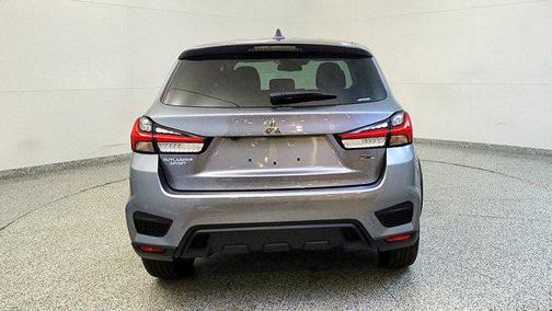 2025 Mitsubishi Outlander Sport 2.0 LE