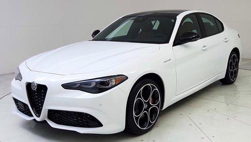 2024 Alfa Romeo Giulia Veloce AWD