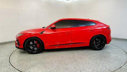 2022 Lamborghini Urus AWD