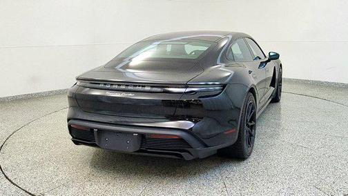 2020 Porsche Taycan Turbo