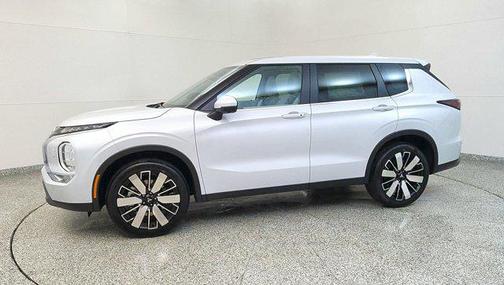 2025 Mitsubishi Outlander SE 2.5 S-AWC