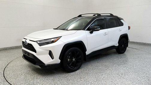 2023 Toyota RAV4 Hybrid SE