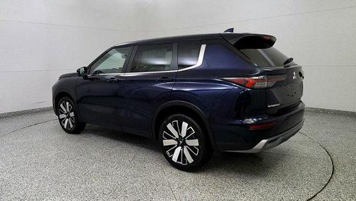 2025 Mitsubishi Outlander SE 2.5 2WD