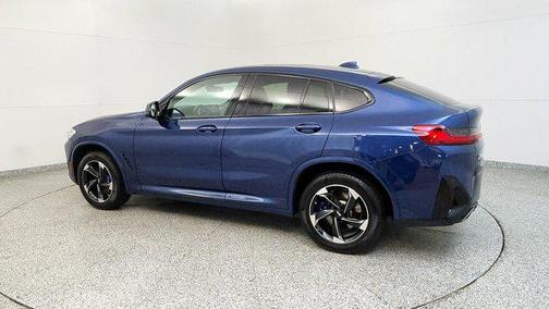 2022 BMW X4 xDrive30i