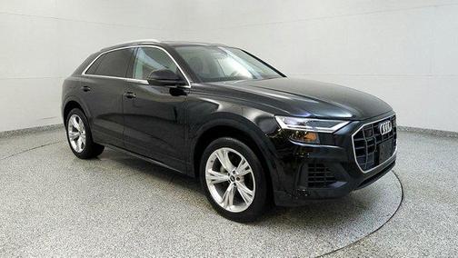 2022 Audi Q8 55 Premium Plus