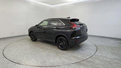 2025 Mitsubishi Eclipse Cross LE