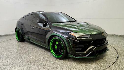 2019 Lamborghini Urus AWD