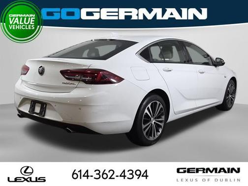 2020 Buick Regal Sportback FWD Essence