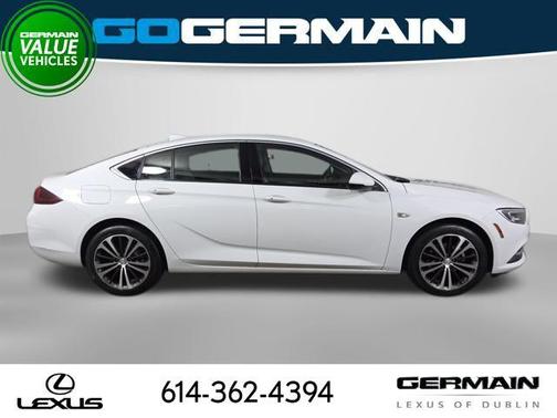 2020 Buick Regal Sportback FWD Essence