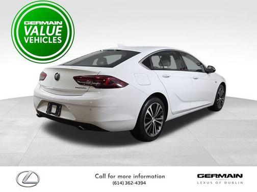 2020 Buick Regal Sportback FWD Essence