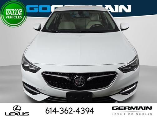 2020 Buick Regal Sportback FWD Essence