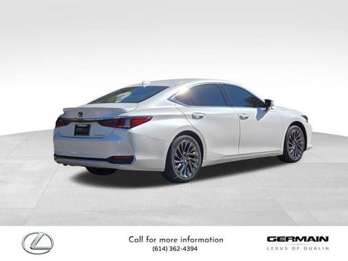 2025 Lexus ES 300h Luxury