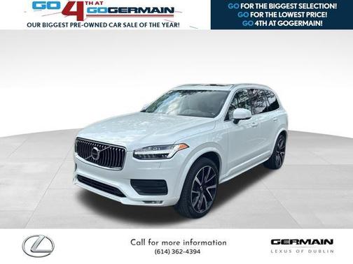 2022 Volvo XC90 T6 Momentum