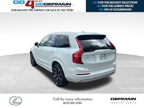 2022 Volvo XC90 T6 Momentum