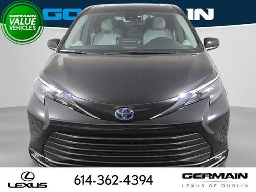 2025 Toyota Sienna XLE