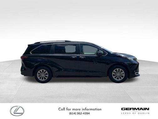 2022 Toyota Sienna XLE 7 Passenger