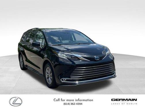 2022 Toyota Sienna XLE 7 Passenger